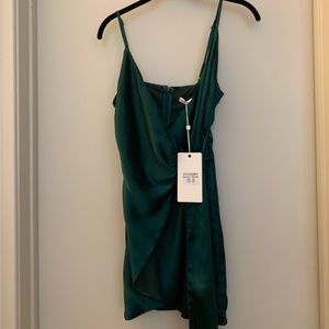 Green silk wrap dress *NEVER WORN*